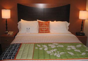 Fairfield Inn And Suites By Marriott Muskogee Exterior photo