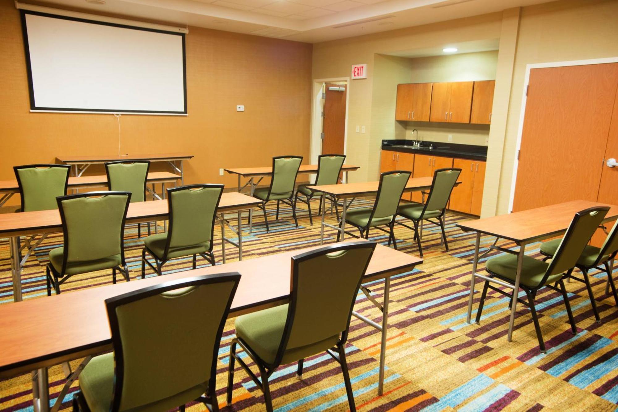 Fairfield Inn And Suites By Marriott Muskogee Exterior photo